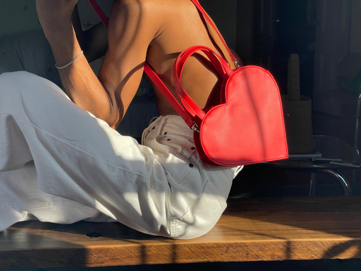 hozen-heart-bag-red-heart-bag-