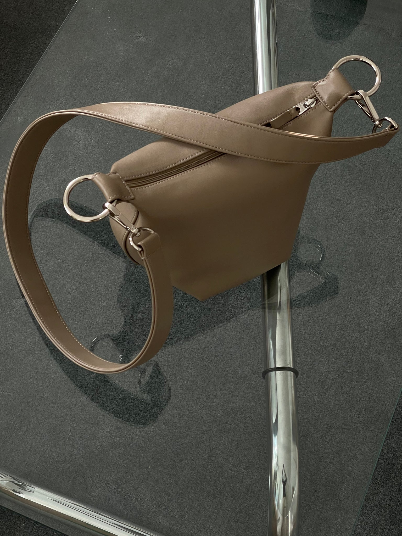 HOZEN Crossbody Fold Bag • Elephant Shoulder Bag in Gray