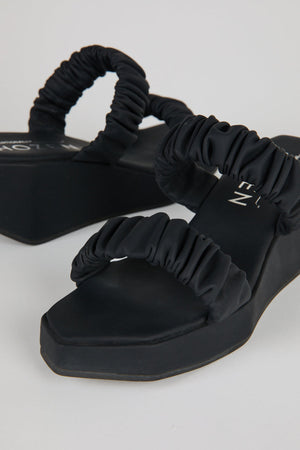 HOZEN comfortable black platform sandals in black | IB x HOZEN